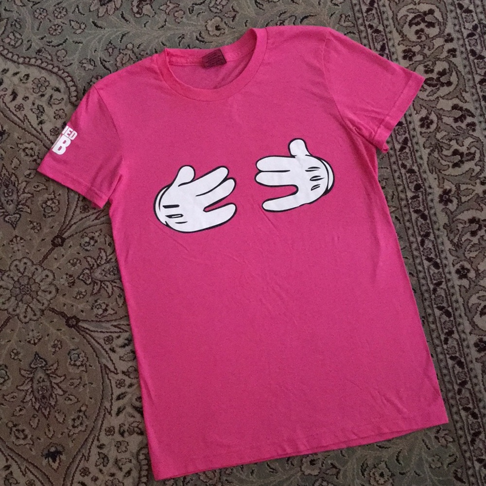 Married to the Mob Hands tee